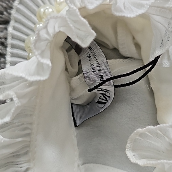 NEW WITH TAGS, ZARA SHEER TOP - Picture 3 of 5